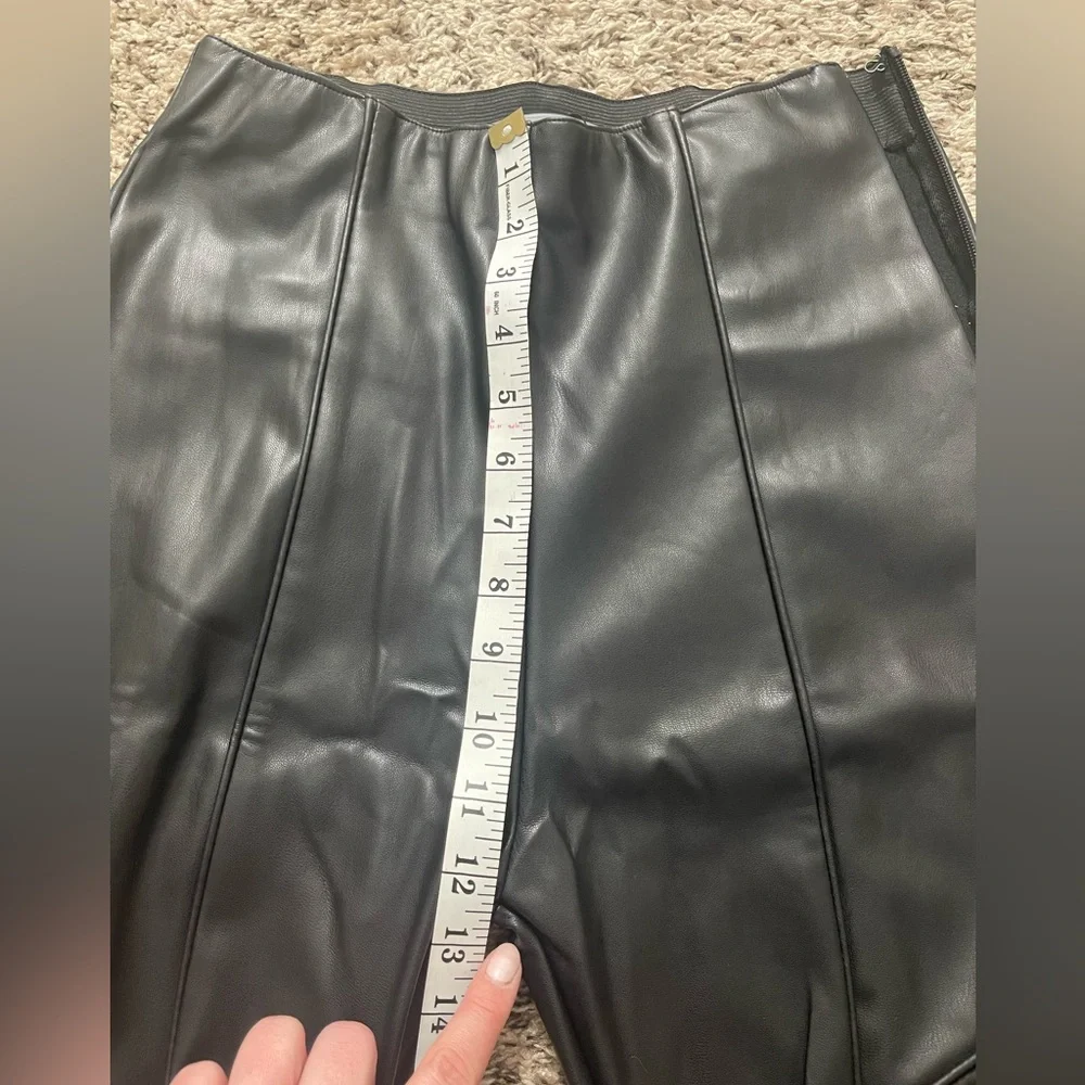 Manier de voir Vegan leather and patent rubbed black leggings - Picture 14 of 15